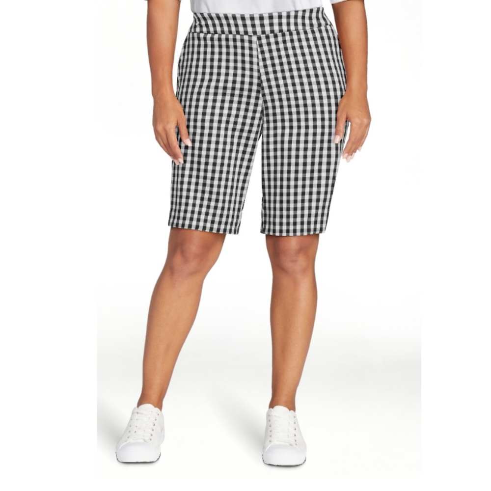 Time & Tru Pull On Black & White Gingham Bermuda Shorts